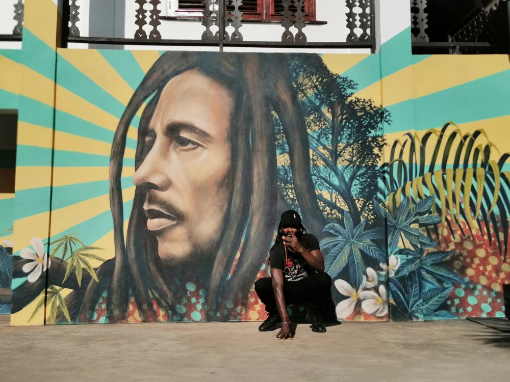 Rastafarian fresque Bob Marley Nine Miles jamaique